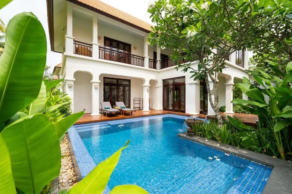 Tropical Villas Beach Danang Wietnam
