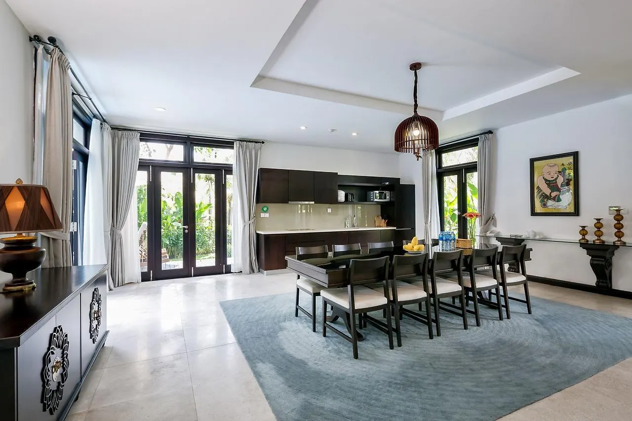 Tropical Villas Beach Danang Wietnam