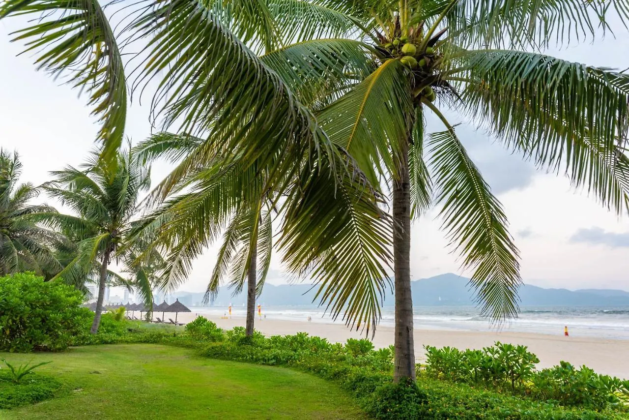 Tropical Villas Beach Danang 0*, Da Nang
